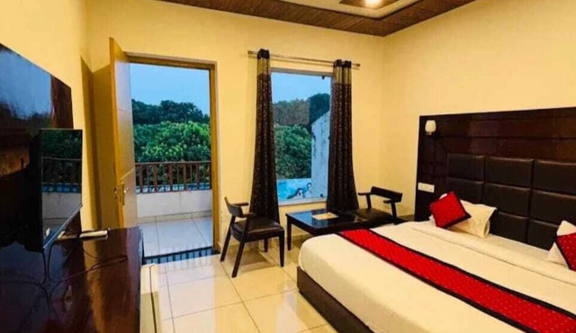 Lee corbett Resort