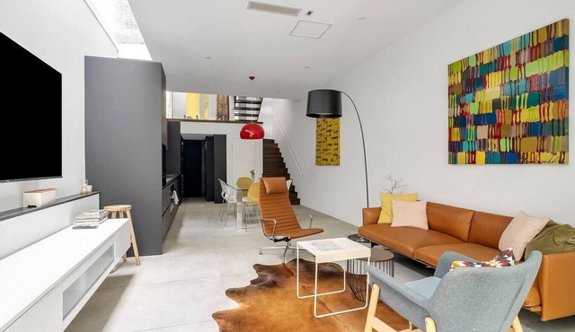 Leichhardt 3-Level Family House | Near CBD