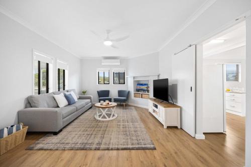 Leos by the sea - modern cottage North Haven