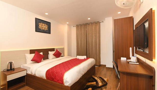 Limewood Stay - Cyber City