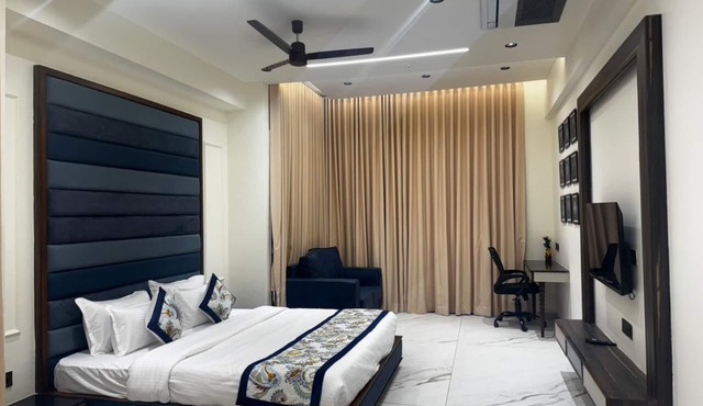 Lords Swastik Studio Kodinar