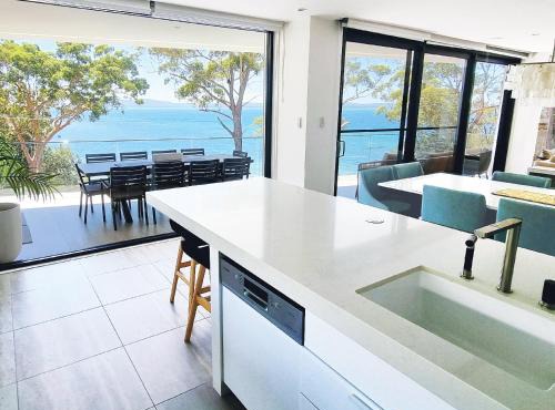 Luxury Couples Escape - Vue One