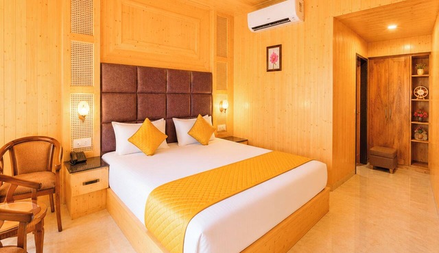 Luxury Hotel S-D-K