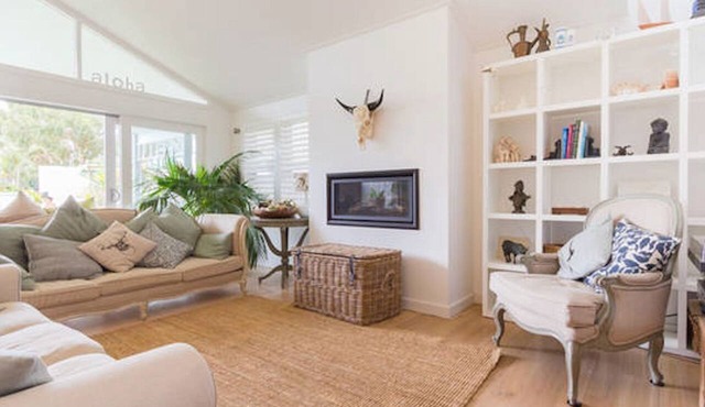 Magic Manly Beach House - perfect location - Hampton's style - free parking