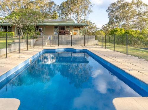 Mara Luxe Farm Stay 20 mins from Beach