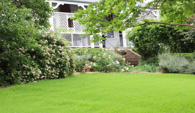 Marlow House -Canowindra Accommodation
