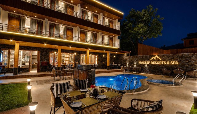 Massif Resort & Spa