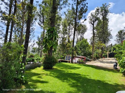 May Fair Vista Home - Luxury Villa - Huge Lawn - Scenic Views - Free Parking