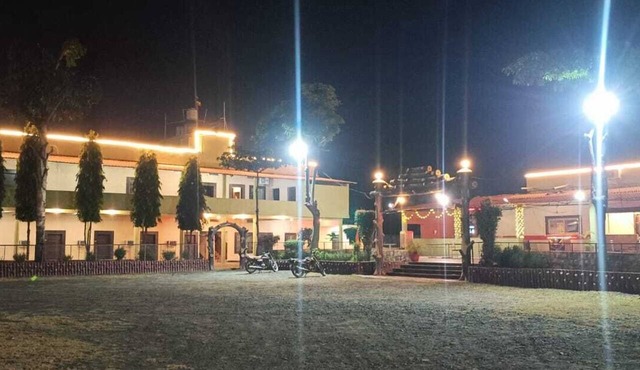 Midway Treat Gopalpura