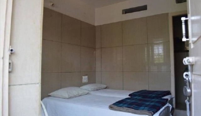 Mourya Deluxe AC Lodge