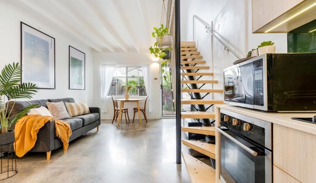 Mullum Haven 3 - Central & Stylish Townhouse