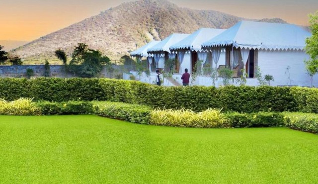 Narayani Bagh Resort And Restaurant