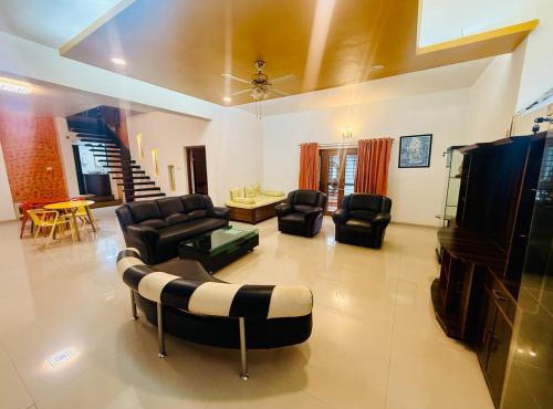 Navyug Home4BHK VillaNashikSpacious Parking