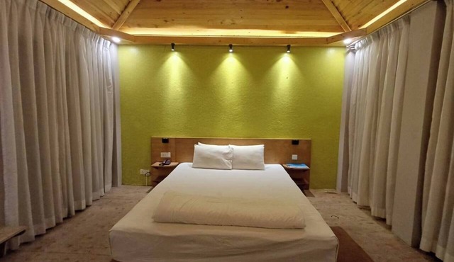 Neel Hawa Beach resort Saint Martin in Saint Martin's Island