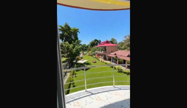 North Queen Resort