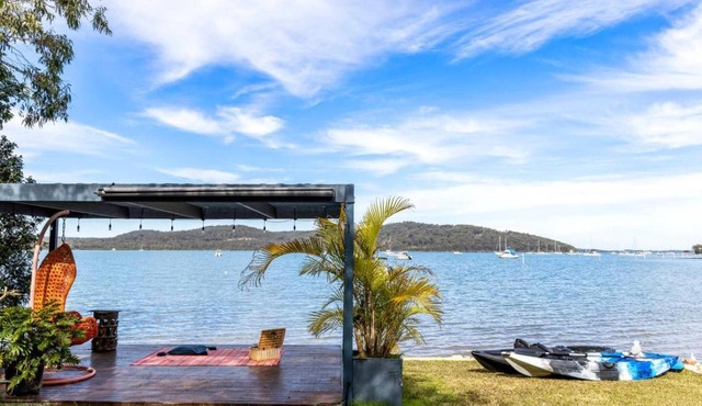 Oceancrest North Arm Luxury Retreat
