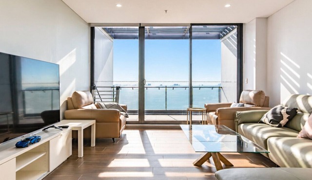 Olympic Park 2BR/2BA | Skyline View + Parking
