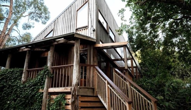 Otways Loft - Train & Tree House : Forrest