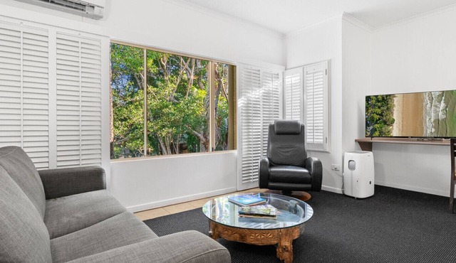 Palm Bliss Studio with Resort Pool and Restaurant in Port Douglas