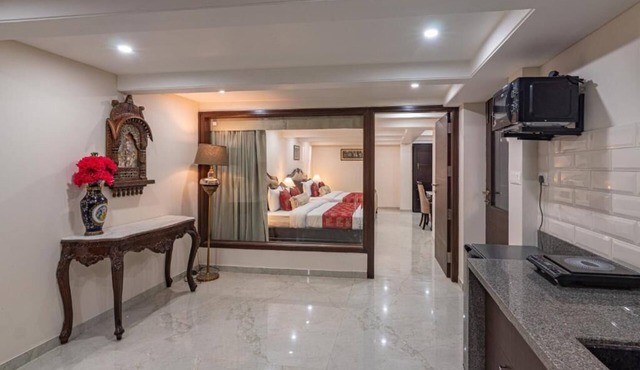 Palm Residences and Suites