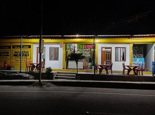 Pandit Ji Family Restaurant & Homestay
