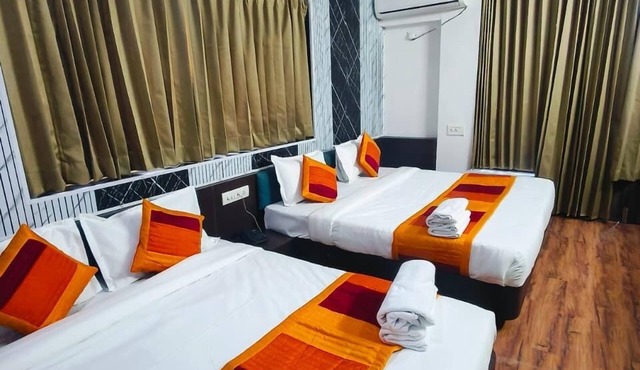 Papaya Leaf inn