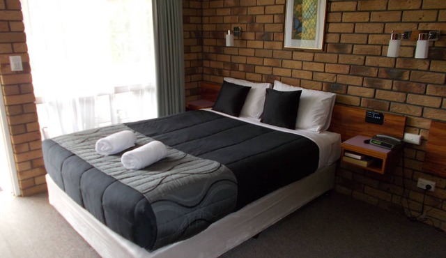 Park House Motor Inn