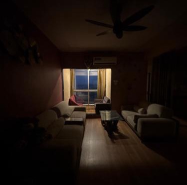 Peaceful Lakeview Space