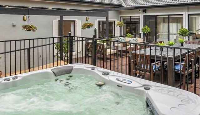 Pet Friendly - Darling Villa Biani in Sorrento with Spa