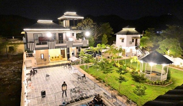 Popli Paradise Resort