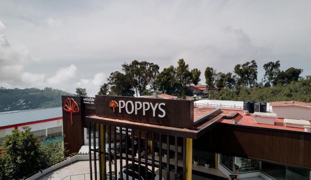 Poppys Pleasant Stay