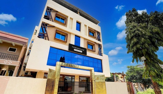 Premium Saanvi Paradise