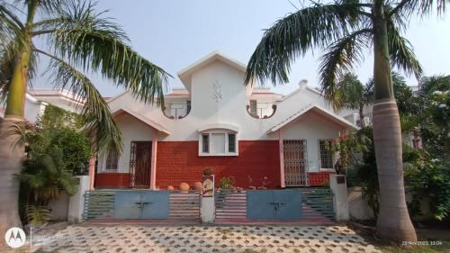 Raj Kuthir Homestays,Peaceful Pet Friendly Bungalow in Shantiniketan