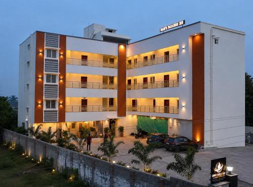 Raja's Paradise Inn