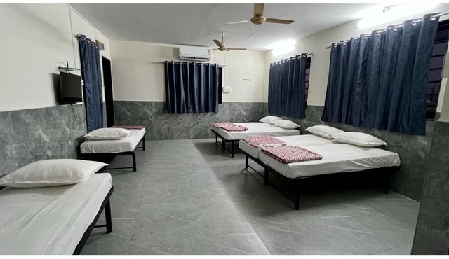RajGaurav Lodging