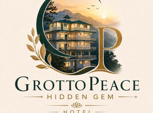 Red and Blue Apartments by grotto peace