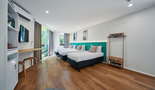 Red Star Hotels Palm Beach
