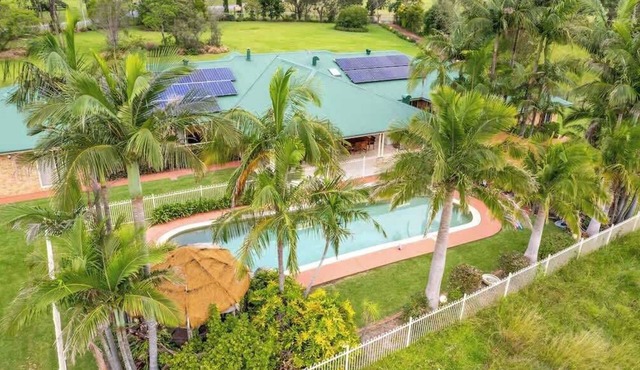 Resort Like Farm Stay in Wyee 1 Hour away from SYD