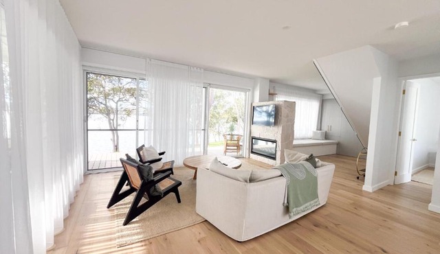 Riva House