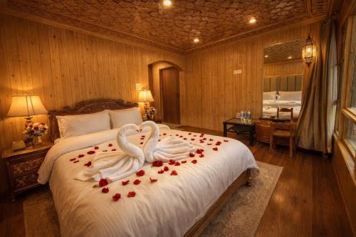 River Retreat Resort