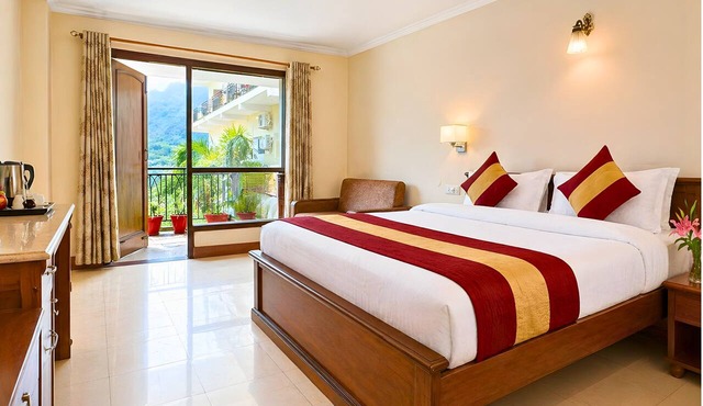 Riverside Resort