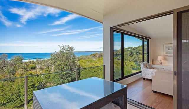 Rolling Waves 3 - Incredible Ocean Views