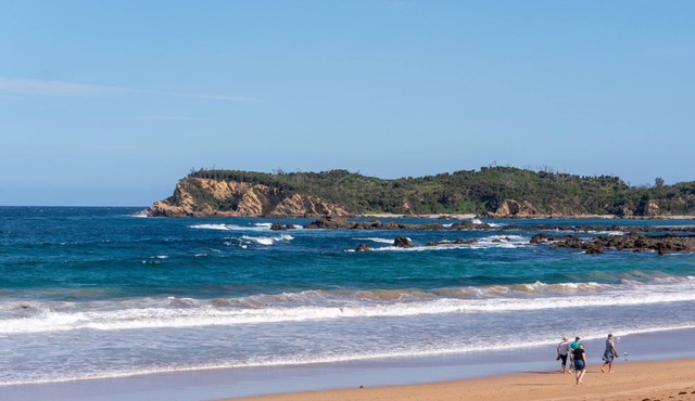 Rosa-Tranquil Retreat Near Malua Bay Beach