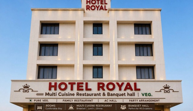 Royal Palace Hotel Surat Velanja