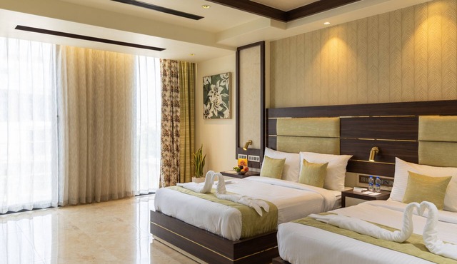 Royal Rawal - Luxury Boutique Hotel