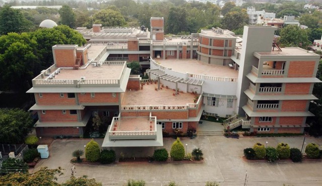 Saiacs CEO Centre