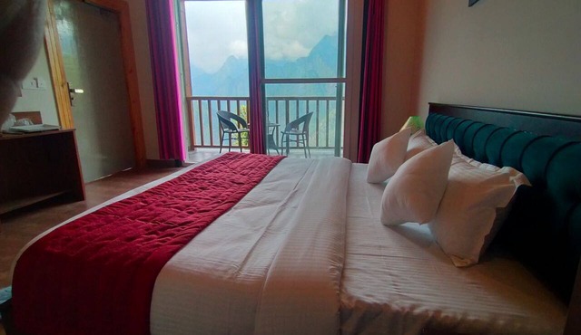 Satopanth The Auli Resort