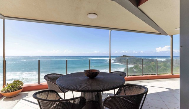 Shadows Residence - Oceanstays - Oceanfront -Pet friendly