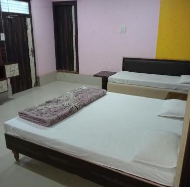 Shri Dauji Guest House, sabalgarh