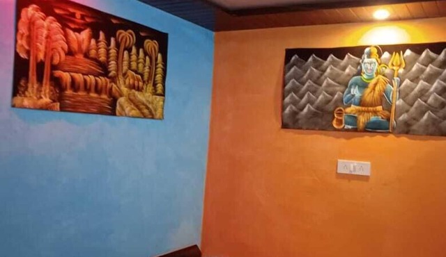 Shri Narayan Tourist Lodge